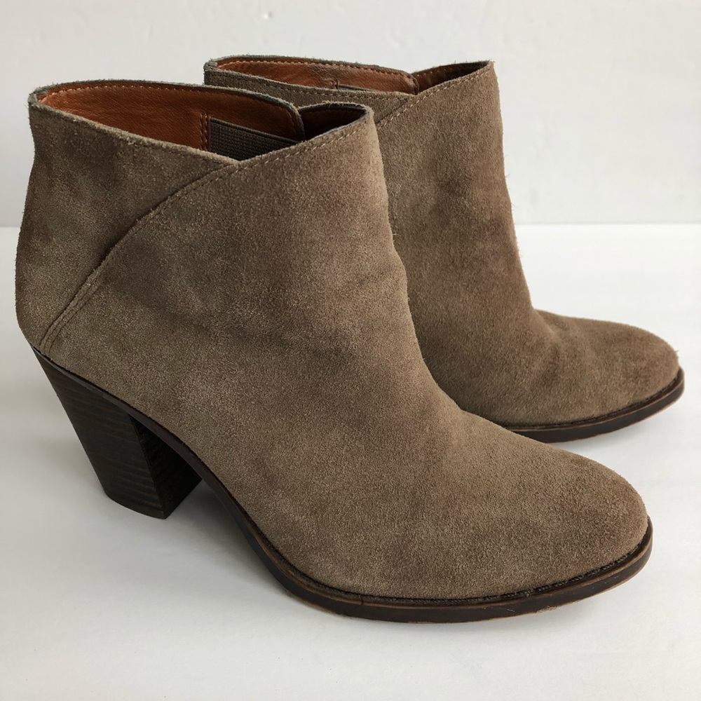 Lucky Brand Taupe Suede Ankle Bootie 6.5